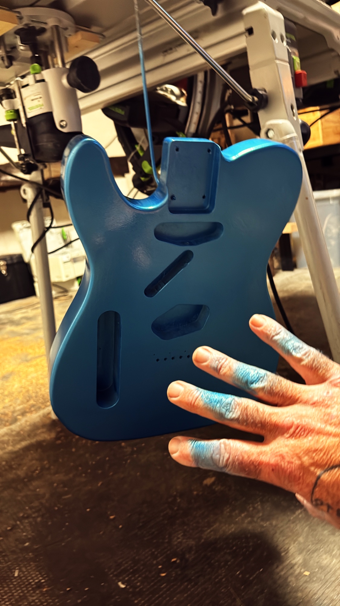 Atelier luthier guitare gaucher — photo 46