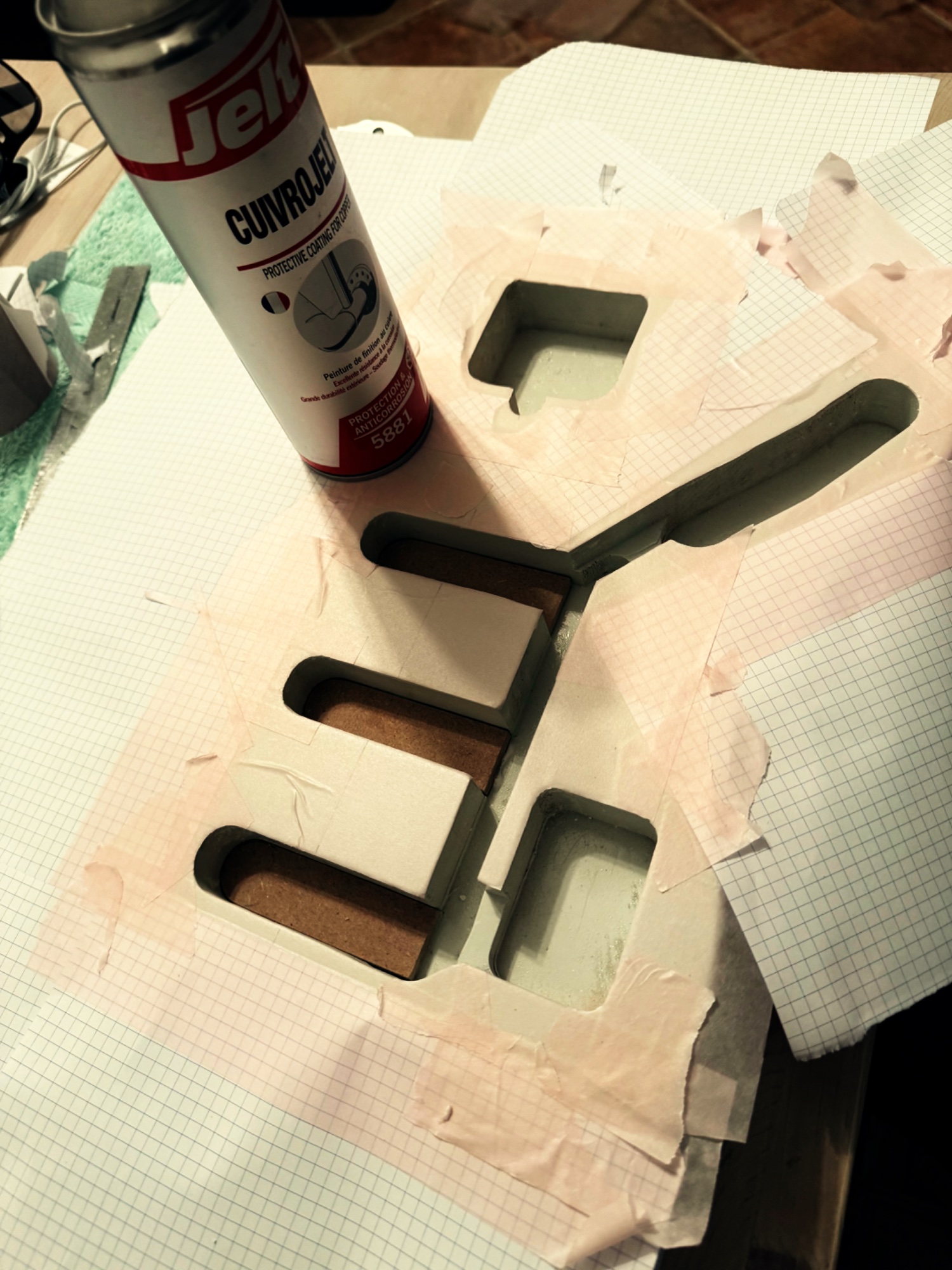 Atelier luthier guitare gaucher — photo 38