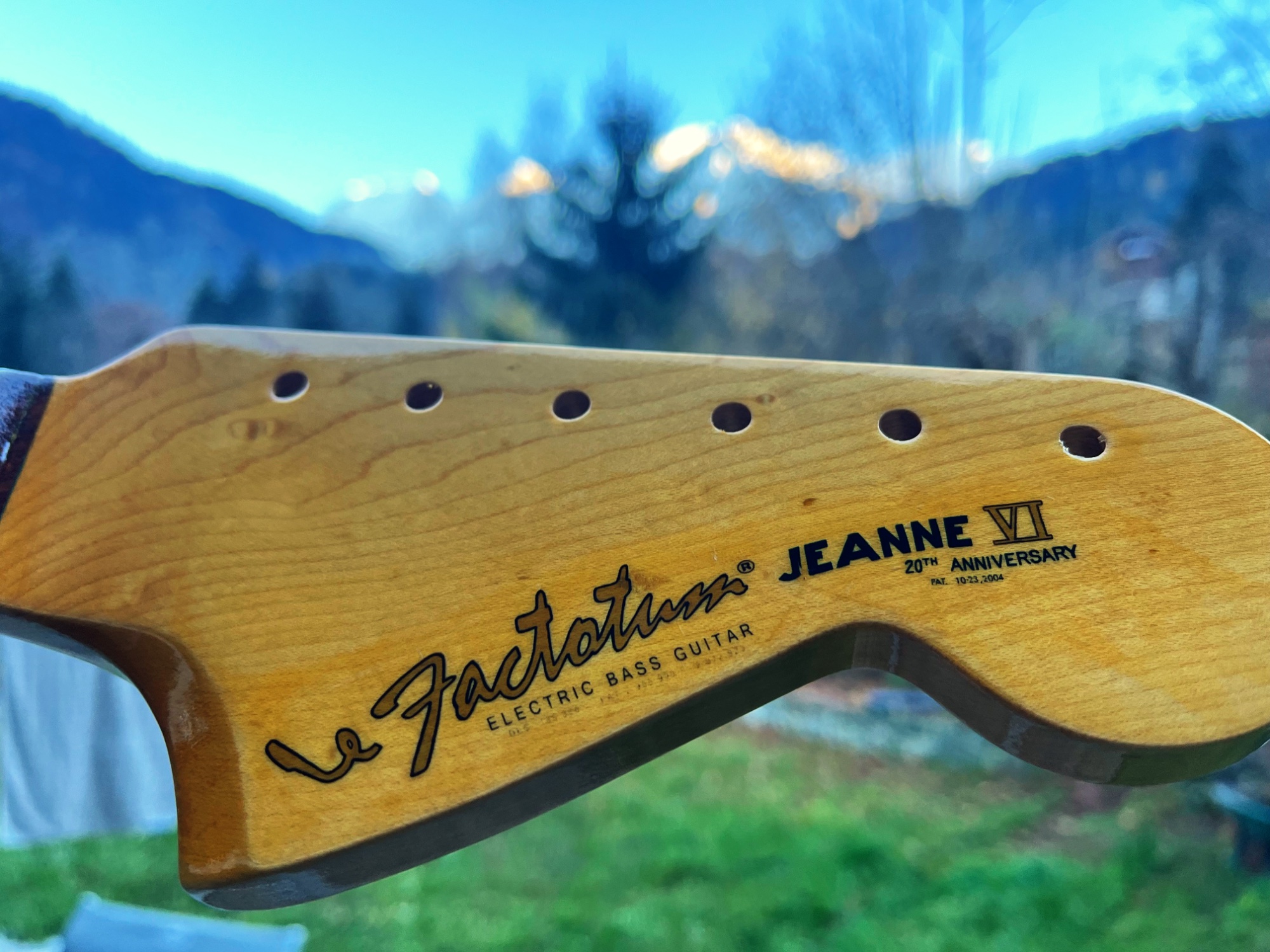 Atelier luthier guitare gaucher — photo 28