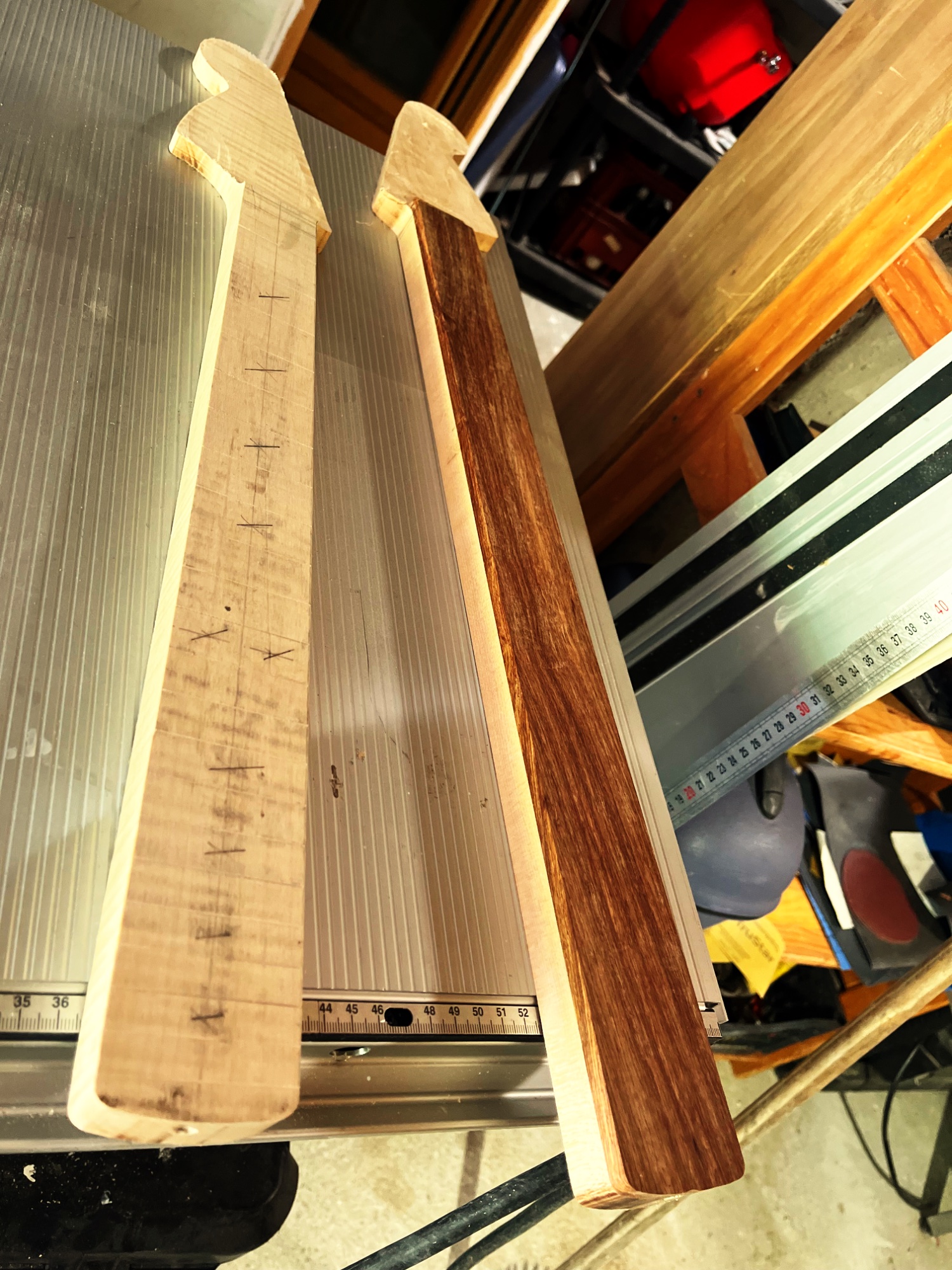 Atelier luthier guitare gaucher — photo 17