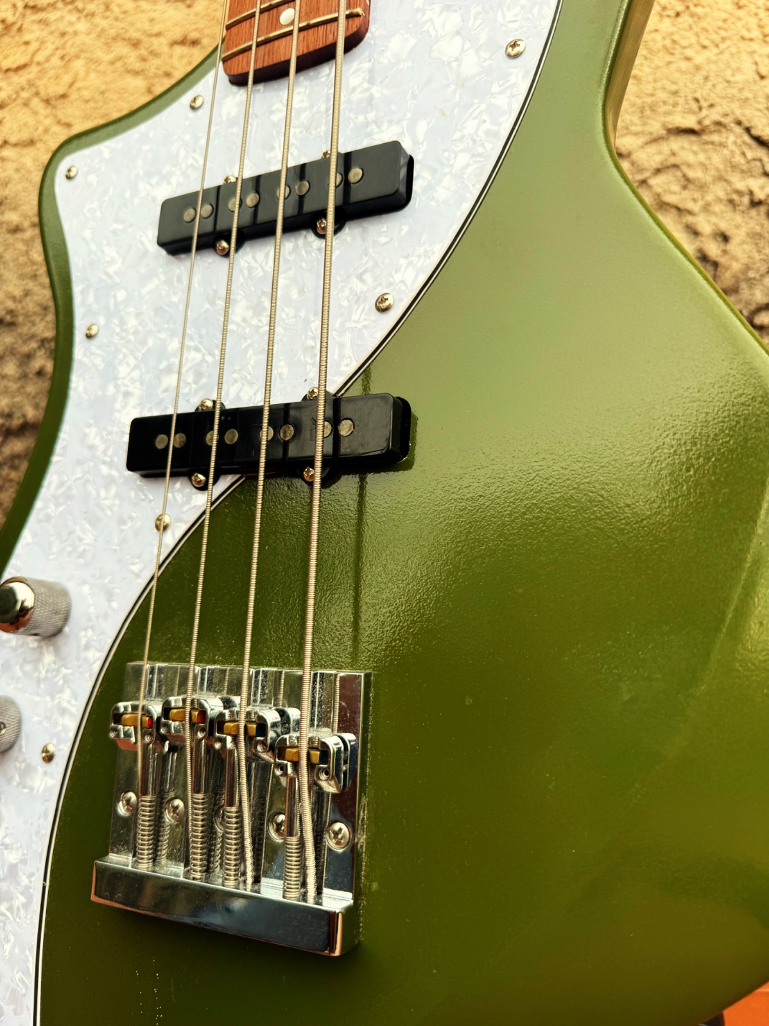 Bass Short Scale. pour gaucher — photo 3 — Custom Shop France