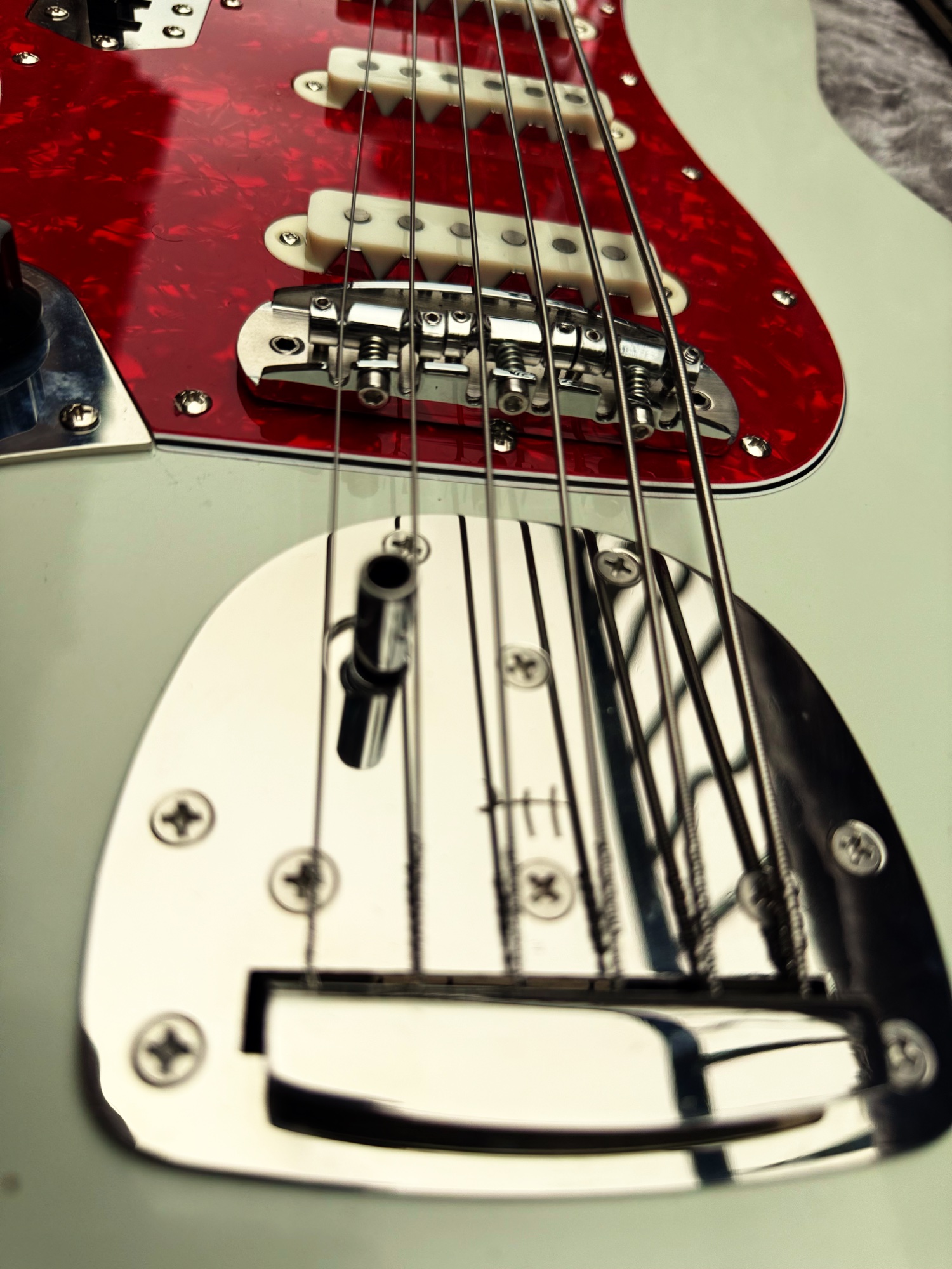 La Guitare D'Yves pour gaucher — photo 2 — Custom Shop France