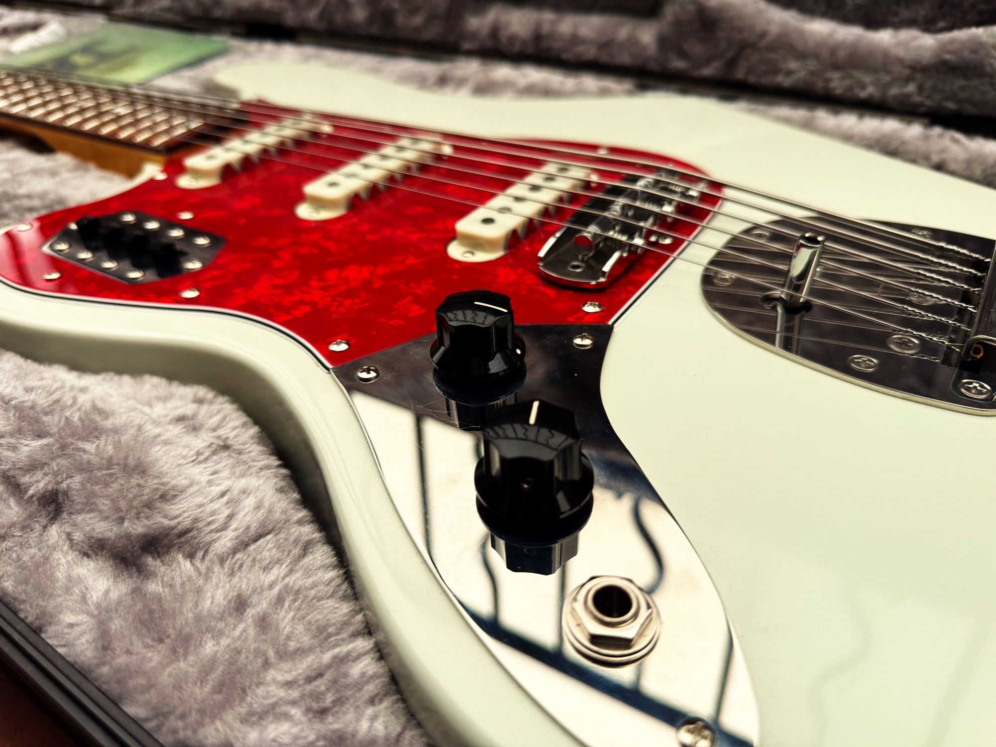 La Guitare D'Yves pour gaucher — photo 4 — Custom Shop France