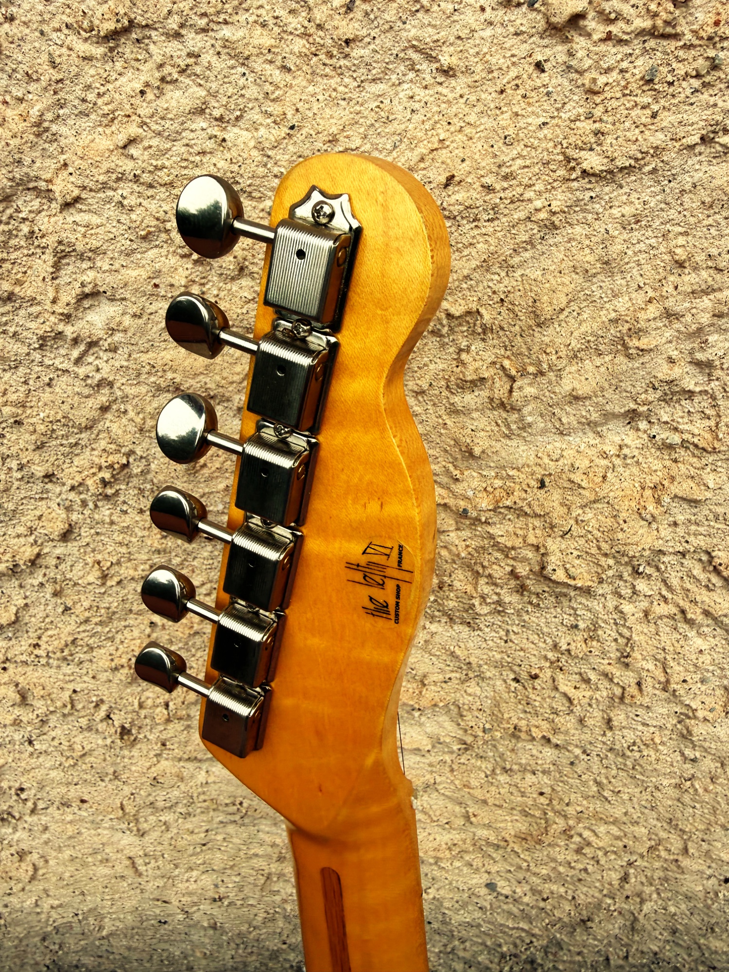 La Leftycaster pour gaucher — photo 6 — Custom Shop France